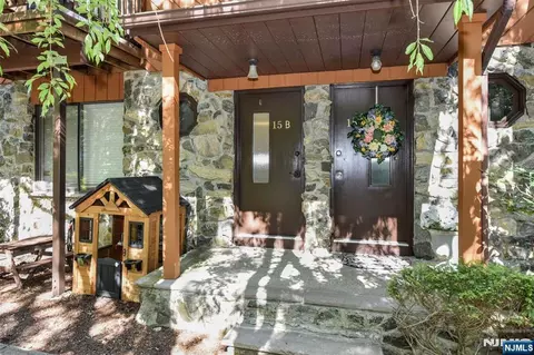 15 Brookside Hts # B, Wanaque, NJ 07465