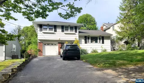 485 E Palisade Ave, Englewood Cliffs, NJ 07632