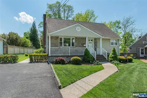 226 Westville Ave, West Caldwell, NJ 07006