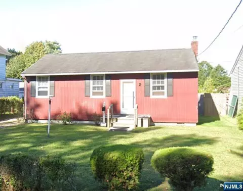 218 South St # B, Eatontown, NJ 07724