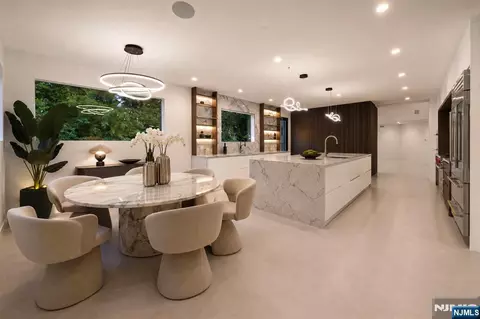 Dining - 1 Lambs Ln, Cresskill, NJ 07626 photo 3 of 4