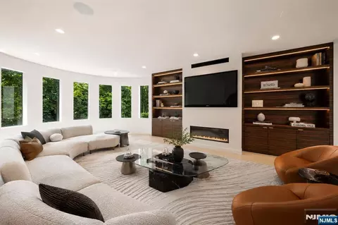 Other - 1 Lambs Ln, Cresskill, NJ 07626 photo 2 of 10