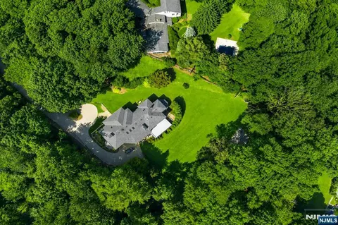 View/Area - 1 Lambs Ln, Cresskill, NJ 07626 photo 3 of 3