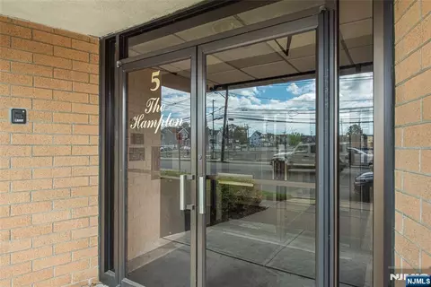 5 Linden St #3J, Hackensack, NJ 07601