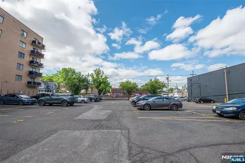 Exterior - 5 Linden St #3J, Hackensack, NJ 07601 photo 3 of 3