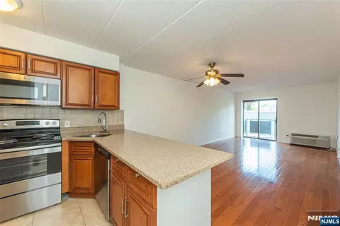 Living - 5 Linden St #3J, Hackensack, NJ 07601 photo 6 of 6