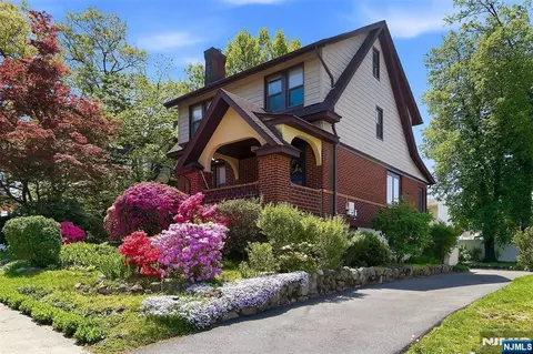 194 Parkway, Maywood, NJ 07607