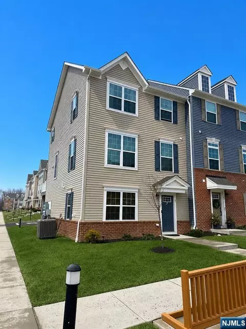 41 American Way, Cliffwood, NJ 07721