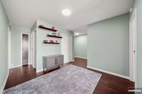 Living - 160 Overlook Ave #2C, Hackensack, NJ 07601 photo 3 of 3