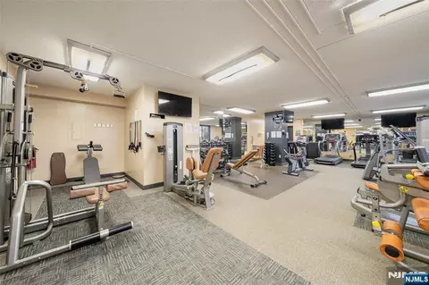 160 Overlook Ave #2C, Hackensack, NJ 07601 photo 26