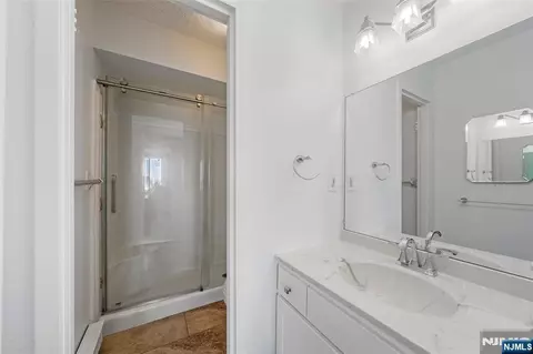160 Overlook Ave #2C, Hackensack, NJ 07601 photo 16