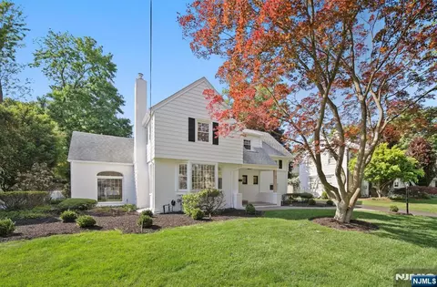 55 Forest Rd, Demarest, NJ 07627