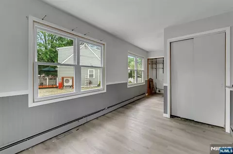 Entry Way - 17 Butler Pl, Haskell, NJ 07420 photo 1 of 4