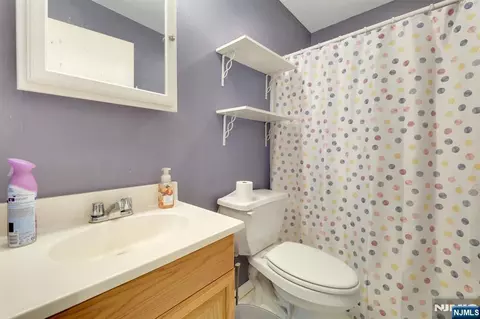 Bath - 17 Butler Pl, Haskell, NJ 07420 photo 1 of 3