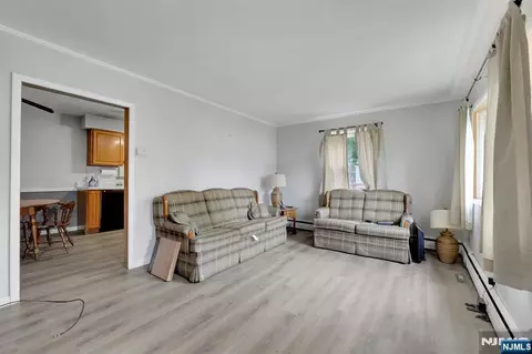 Living - 17 Butler Pl, Haskell, NJ 07420 photo 2 of 2