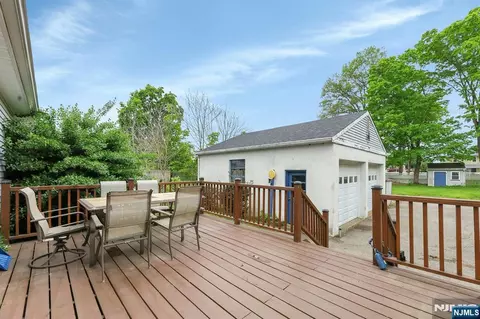 Exterior - 17 Butler Pl, Haskell, NJ 07420 photo 5 of 5