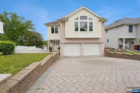 30 Witherspoon St, Nutley, NJ 07110