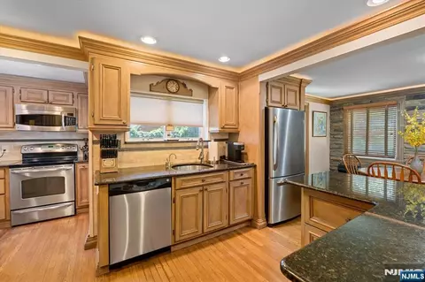 Kitchen - 694 Sunset Rd, Teaneck, NJ 07666 photo 2 of 3