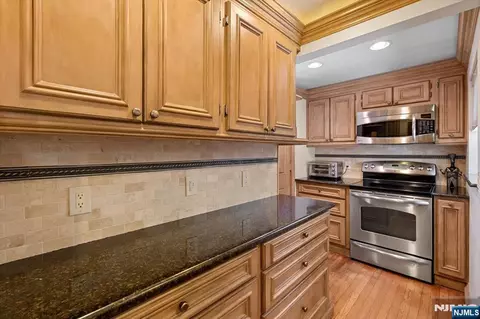 Kitchen - 694 Sunset Rd, Teaneck, NJ 07666 photo 3 of 3