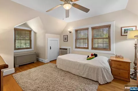 Bedroom - 694 Sunset Rd, Teaneck, NJ 07666 photo 3 of 4