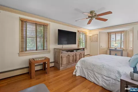 Bedroom - 694 Sunset Rd, Teaneck, NJ 07666 photo 1 of 4