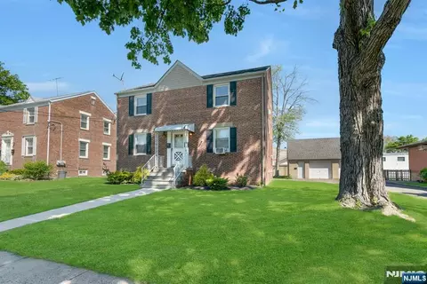 228 Willow Ave, Garwood, NJ 07027