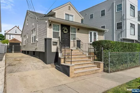 378 27th St, Paterson, NJ 07514