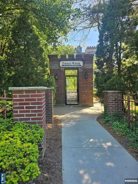 100 Palisade Ave #A51, Englewood, NJ 07631