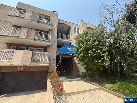 105 State #3 E, Hackensack, NJ 07601