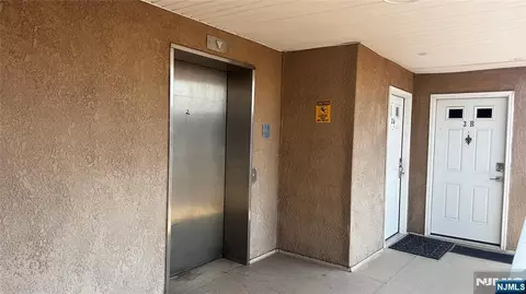 Entry Way - 105 State #3 E, Hackensack, NJ 07601 photo 1 of 3