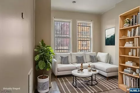 324 14th Ave # A, Newark, NJ 07103