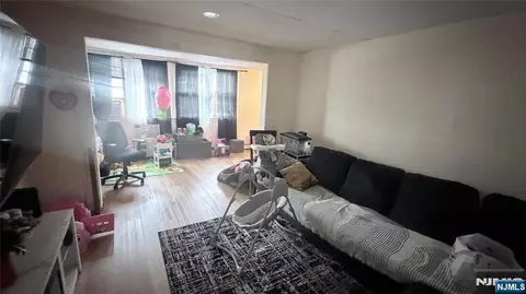Entry Way - 191 James St, Hackensack, NJ 07601 photo 3 of 12