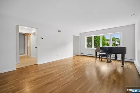 Living - 6 Aster Ct, Paramus, NJ 07652 photo 1 of 6