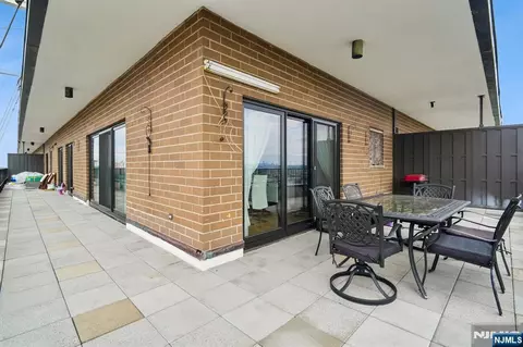 Exterior - 150 Overlook #PH3, Hackensack, NJ 07601 photo 1 of 5