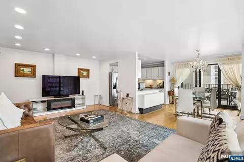 Living - 150 Overlook #PH3, Hackensack, NJ 07601 photo 6 of 6