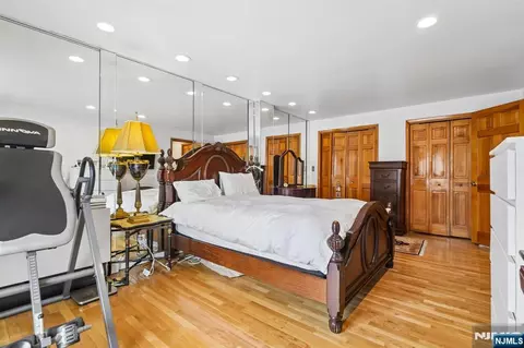 Bedroom - 150 Overlook #PH3, Hackensack, NJ 07601 photo 3 of 6