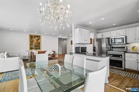 Dining - 150 Overlook #PH3, Hackensack, NJ 07601 photo 3 of 4