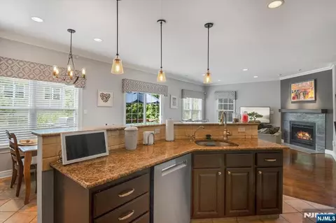 Kitchen - 11 Queens Ln, Wayne, NJ 07470 photo 3 of 3