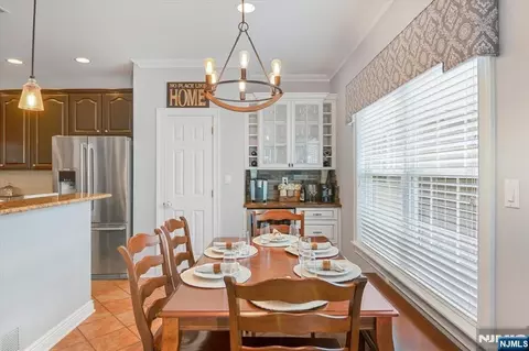 Dining - 11 Queens Ln, Wayne, NJ 07470 photo 2 of 2