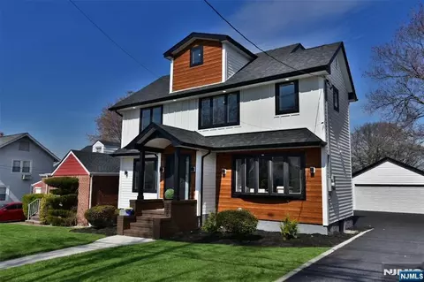 100 Chestnut St, Rochelle Park, NJ 07662