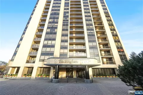 800 Palisade Ave #1603, Fort Lee, NJ 07024