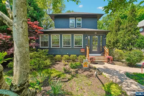 173 Myrtle Ave, Allendale, NJ 07401