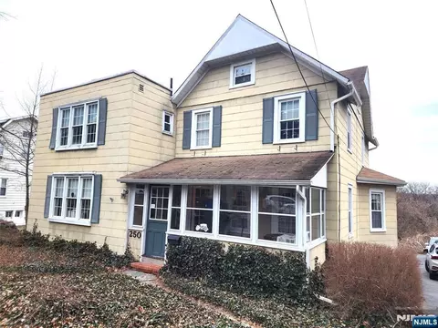 250 Kinderkamack Rd, River Edge, NJ 07661