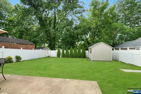 48 Harrison Ave, Waldwick, NJ 07463 photo 22