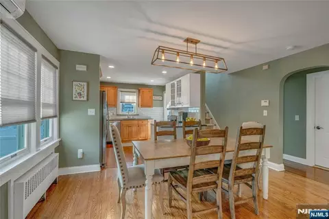 48 Harrison Ave, Waldwick, NJ 07463 photo 4