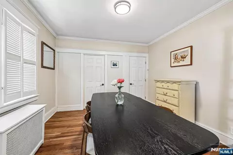 Dining - 163 Poplar Ave, Hackensack, NJ 07601 photo 2 of 5