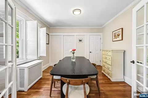 Dining - 163 Poplar Ave, Hackensack, NJ 07601 photo 5 of 5