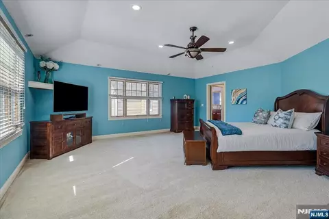 Bedroom - 254 Hoppers Ln, Paramus, NJ 07652 photo 1 of 4