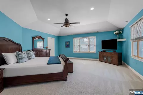 Other - 254 Hoppers Ln, Paramus, NJ 07652 photo 5 of 9
