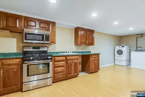 Other - 254 Hoppers Ln, Paramus, NJ 07652 photo 9 of 9